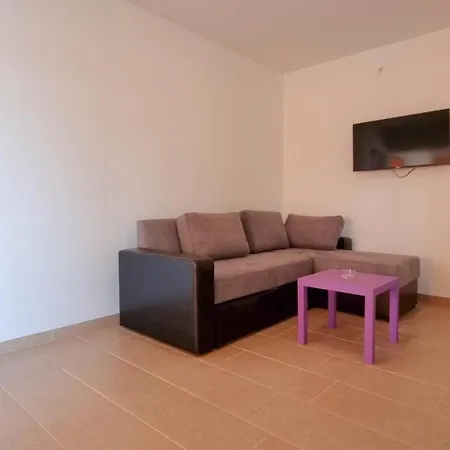 Skalinada Apartment *