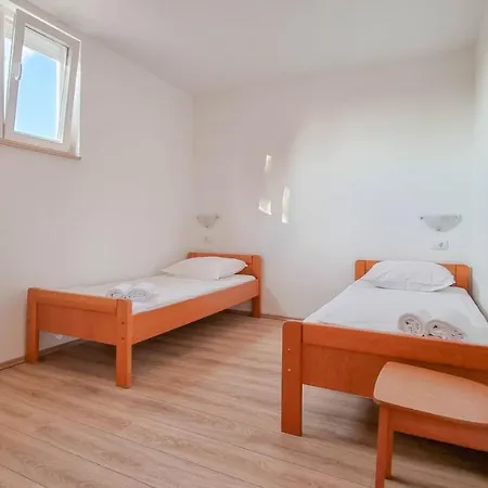 Skalinada Novigrad Istria